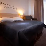 לינה וארוחת בוקר Borgata