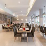 לינה וארוחת בוקר Borgata 4*