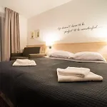 לינה וארוחת בוקר Borgata אוסטרוני מורסקי